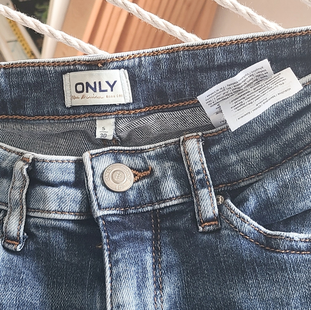 Jeans - Picture 7 of 7